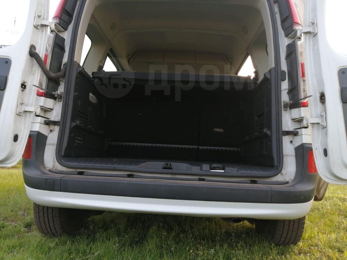 Купить авто Renault Kangoo 2014 в Ишимбае, Автомобиль из Японии, 1.2 литра,  пробег 47400 км, бензин, белый, мкпп