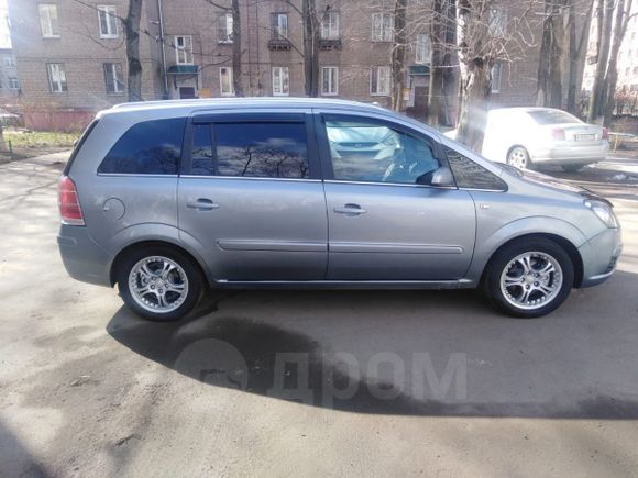    Opel Zafira 2012 , 490000 , 