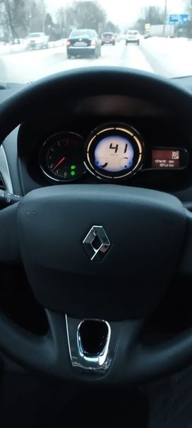  Renault Fluence 2015 , 795000 , 