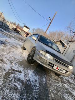 Седан Toyota Carina 1992 года, 180000 рублей, Барнаул