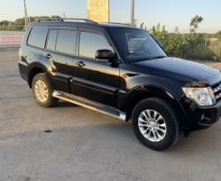 SUV   Mitsubishi Pajero 2011 , 1595000 , --