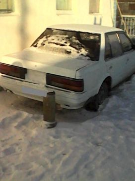  Nissan Bluebird 1984 , 25000 , 