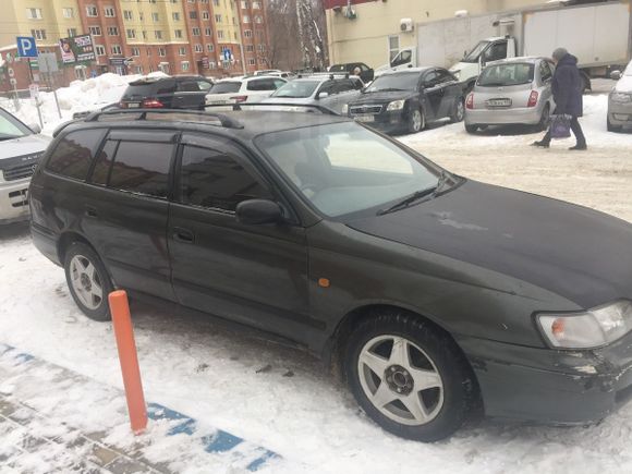  Toyota Caldina 1995 , 207000 , 