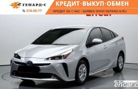 Лифтбек Toyota Prius 2019 года, 2300000 рублей, Новосибирск