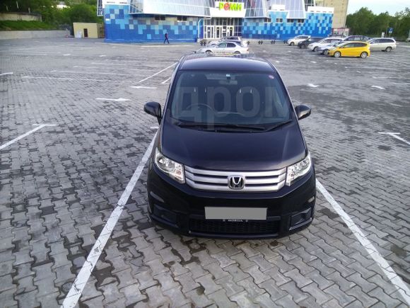    Honda Freed Spike 2010 , 600000 , 