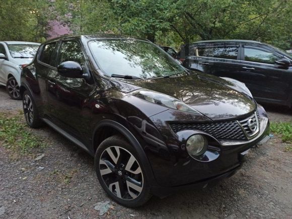 SUV   Nissan Juke 2013 , 885000 , 