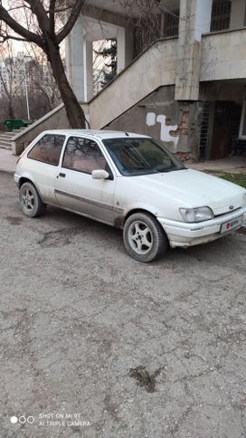  3  Ford Fiesta 1990 , 78000 , 