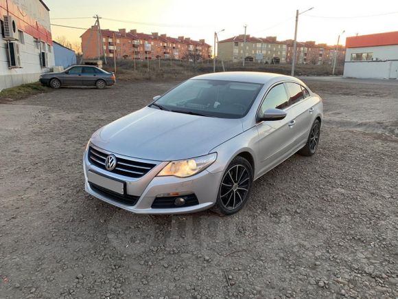  Volkswagen Passat CC 2010 , 700000 , 