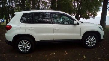 SUV   Volkswagen Tiguan 2011 , 650000 , 