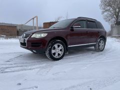 SUV или внедорожник Volkswagen Touareg 2007 года, 1545000 рублей, Толмачево