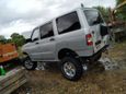 SUV     2006 , 600000 , 