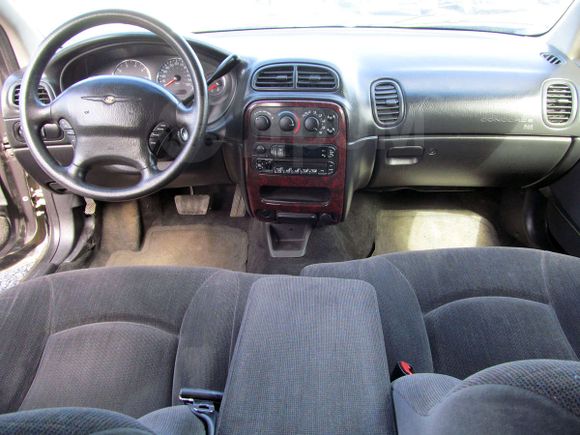    Chrysler Voyager 2003 , 350000 , 