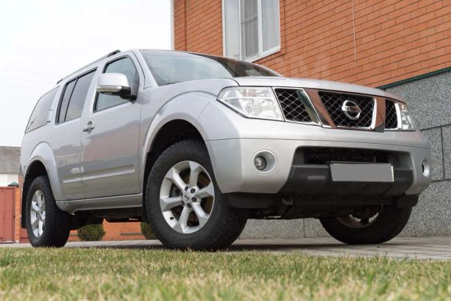 SUV   Nissan Pathfinder 2007 , 900000 , 