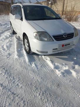 Универсал Toyota Corolla Fielder 2000 года, 550000 рублей, Братск