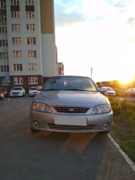  Kia Sephia 2001 , 110000 , 