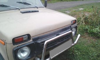 SUV    4x4 2121  1989 , 81000 , 