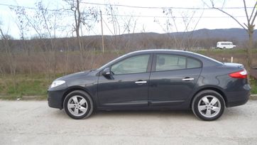  Renault Fluence 2010 , 600000 , 