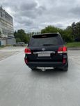 SUV   Toyota Land Cruiser 2011 , 2200000 , 