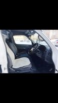    Nissan Caravan 2003 , 225000 , --