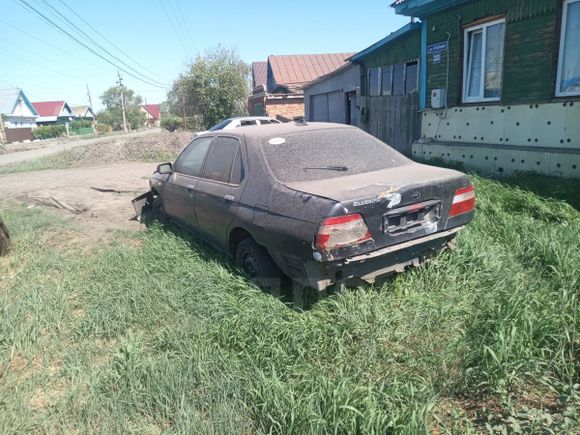  Nissan Bluebird 1997 , 45000 , 