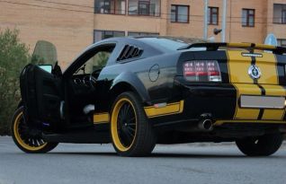  Ford Mustang 2005 , 870000 ,  