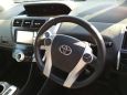    Toyota Prius Alpha 2012 , 975000 , 