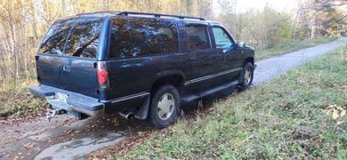 SUV или внедорожник Chevrolet Suburban 1996 года, 1500000 рублей, Иркутск