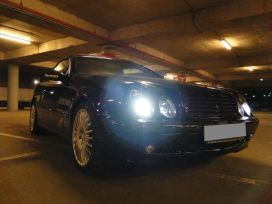   Mercedes-Benz CLK-Class 2000 , 500000 , 