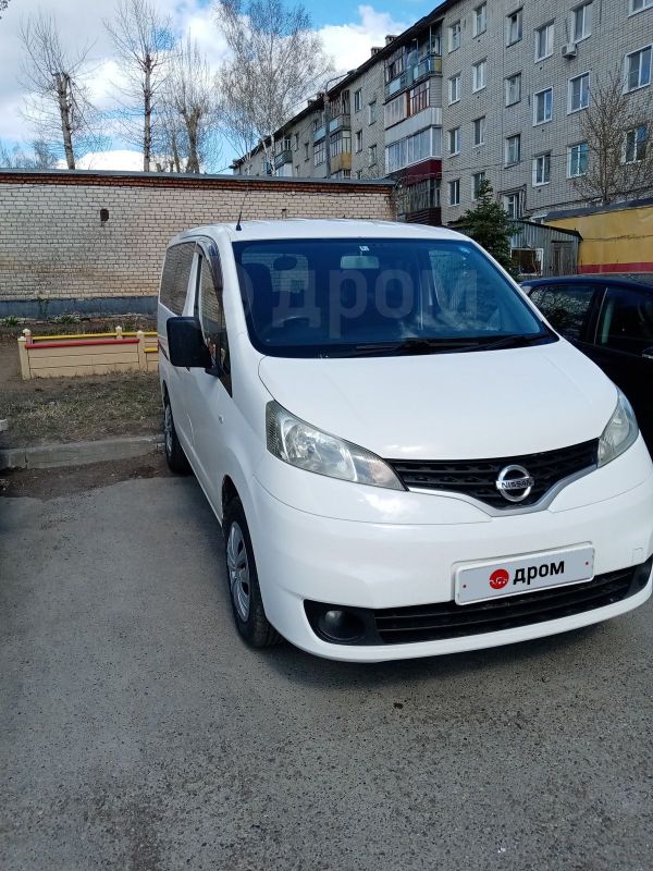    Nissan NV200 2014 , 880000 , 