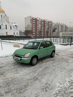 Хэтчбек Toyota Duet 2000 года, 158000 рублей, Челябинск