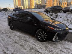 Лифтбек Toyota Prius PHV 2017 года, 2190000 рублей, Иркутск