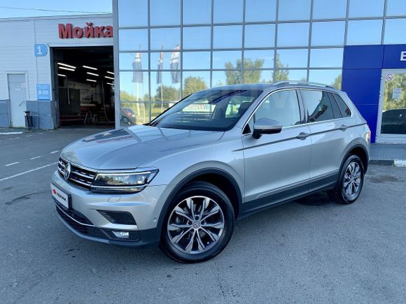 SUV   Volkswagen Tiguan 2018 , 1799000 ,  