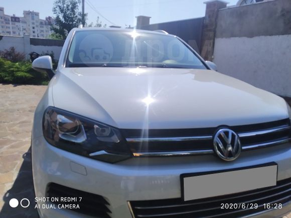 SUV   Volkswagen Touareg 2014 , 1500000 , 