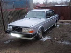 Volvo 240 1981 , 50000 , 