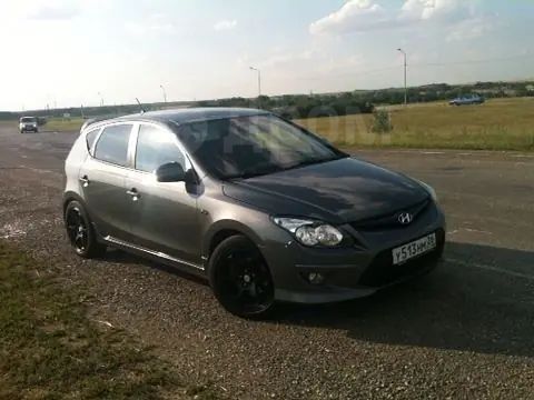  Hyundai i30 2010 , 500000 , 