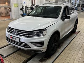 SUV   Volkswagen Touareg 2017 , 4350000 , -