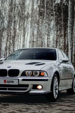 Седан BMW 5-Series 2000 года, 900000 рублей, Томск