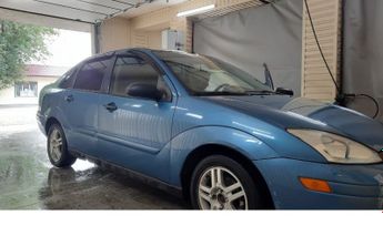  Ford Focus 2000 , 180000 , 