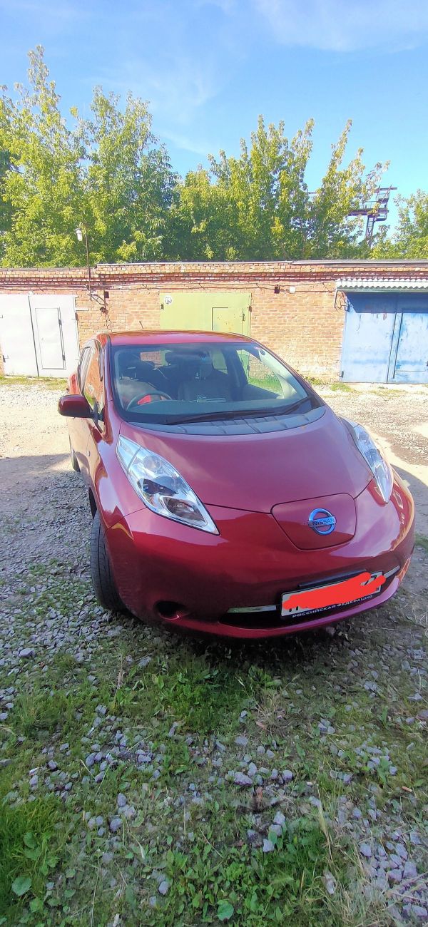  Nissan Leaf 2012 , 460000 , 