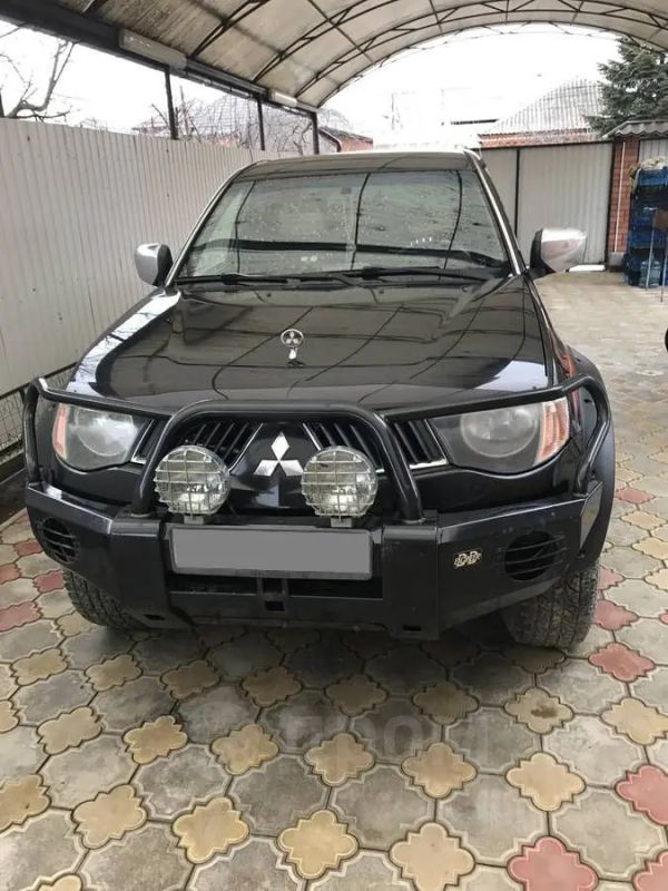  Mitsubishi L200 2007 , 760000 , 