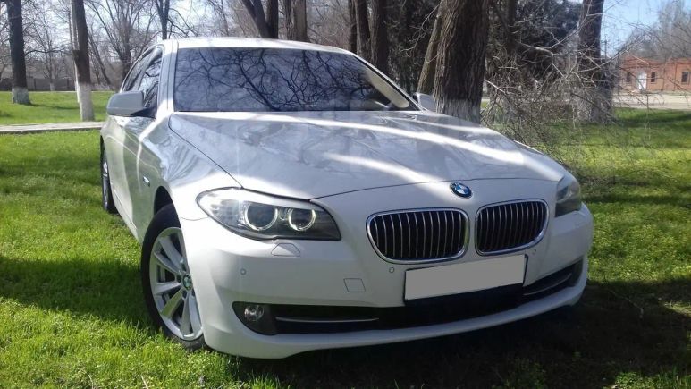  BMW 5-Series 2010 , 1000000 ,  