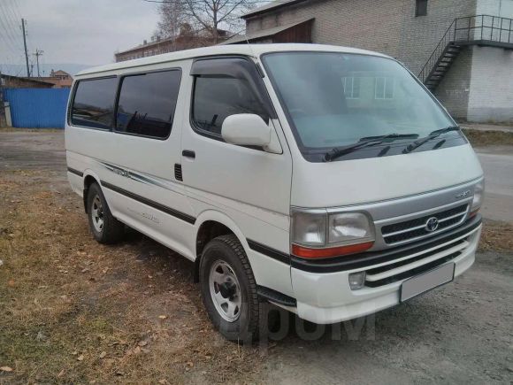    Toyota Hiace 2002 , 550000 , 