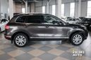 SUV   Volkswagen Touareg 2017 , 2830000 , 