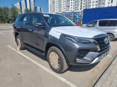SUV или внедорожник Toyota Fortuner 2022 года, 6980000 рублей, Барнаул