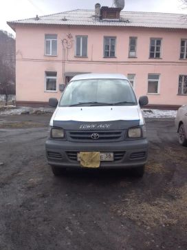    Toyota Town Ace 1999 , 235000 , 