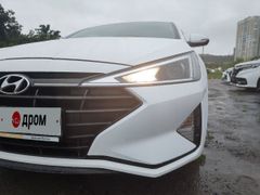 Седан Hyundai Elantra 2019 года, 1650000 рублей, Владивосток