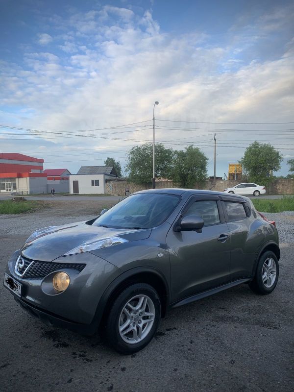 SUV   Nissan Juke 2010 , 610000 , 