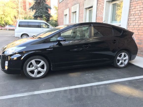  Toyota Prius 2011 , 730000 , 