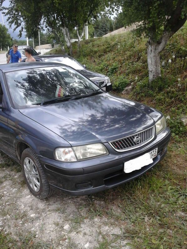  Nissan Sunny 2000 , 160000 , 