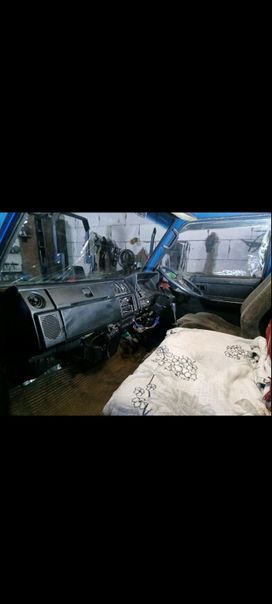   Toyota ToyoAce 1990 , 260000 , 